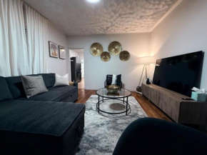 JxnBnB Cozy Oasis Mins away from Boston